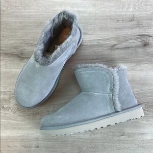 🍁 UGG 🍁 Classic Mini Fluff High-Low GEYSER BOOT